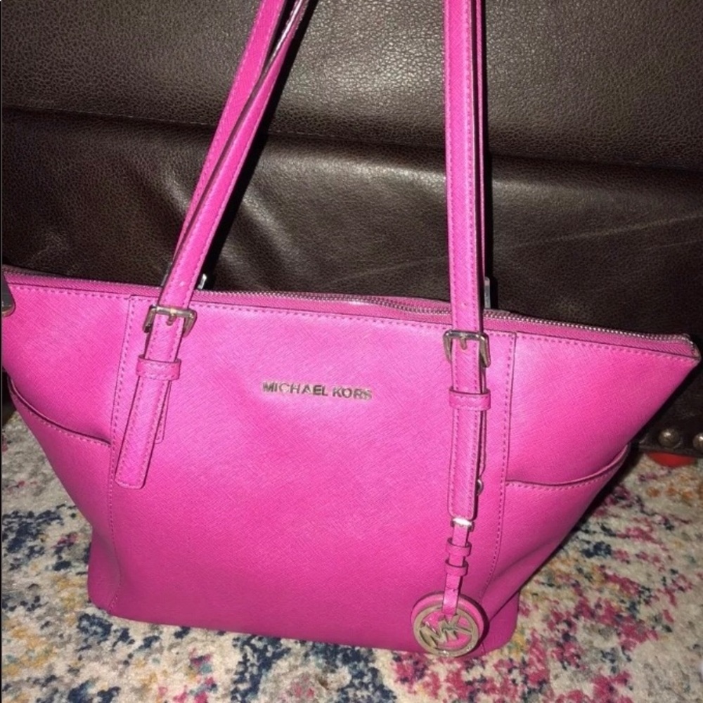 ❌SOLD❌ Pink Michael Kors bag